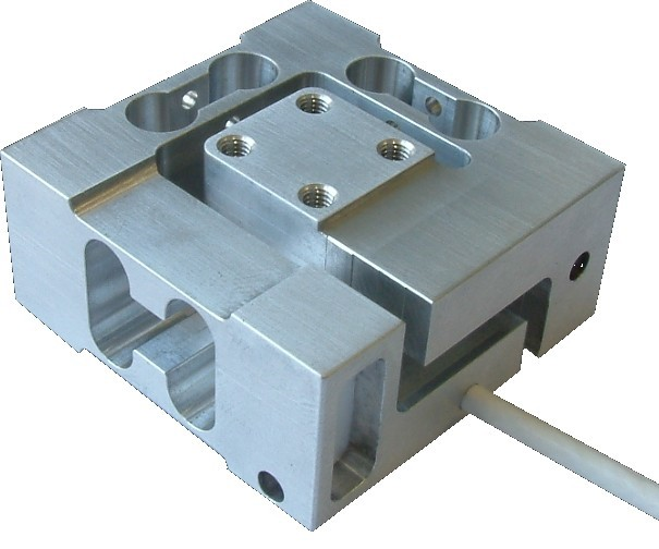 測(cè)力傳感器用于點(diǎn)膠機(jī)稱膠重   