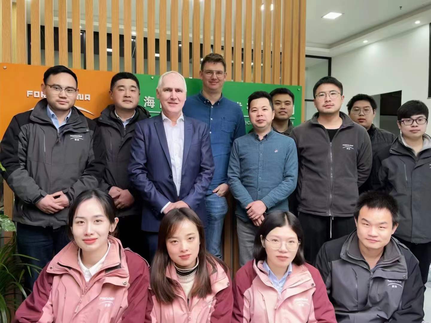 德國(guó)NCTE公司CEO一行來(lái)訪我司，商討兩方未來(lái)的深度合作