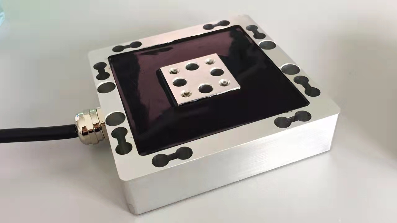  三維力傳感器是否需要定期重新校準(zhǔn)？