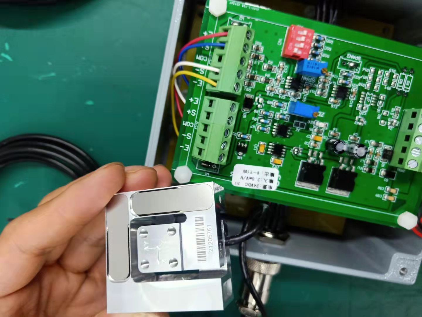 a19d664aeed6a77e6bf57ec53c50a9a a19d664aeed6a77e6bf57ec53c50a9a