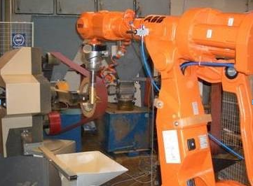 多軸力傳感器在汽車，智能制造，工業(yè)機(jī)器人等