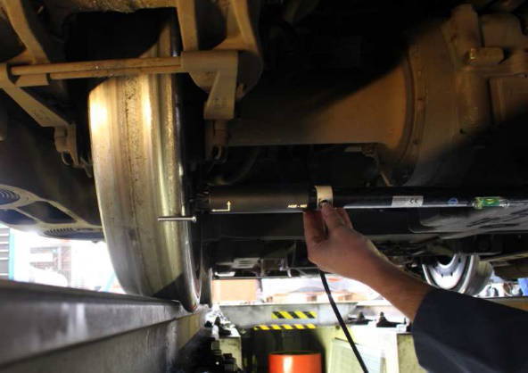 車輪間距測(cè)量設(shè)備